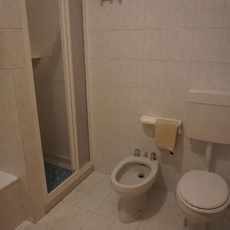 Casa Maria Luisa * ברנצונה סול גארדה